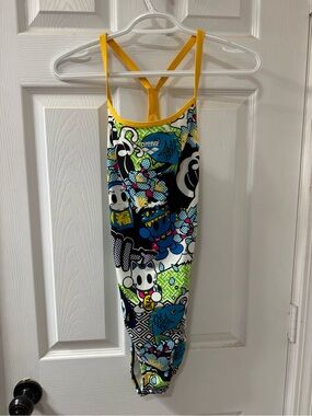 Arena Manga Womens One Piece Swimsuit